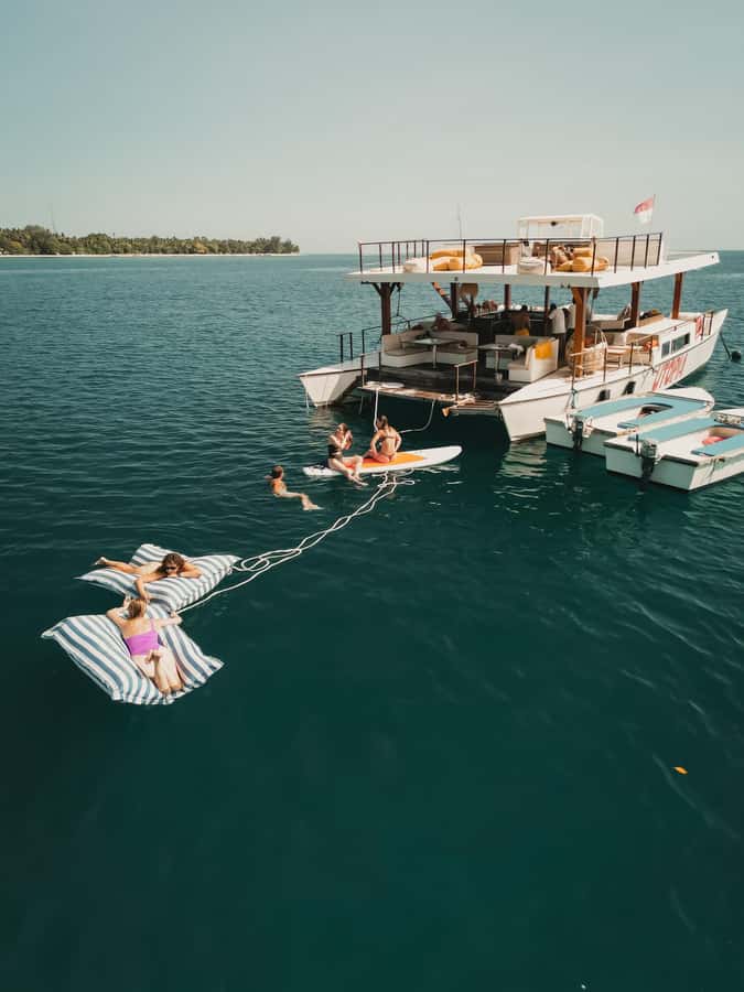 Nusa Lembongan: 4-in-1 Half-Day Catamaran Snorkeling Cruise - What makes this cruise worth considering