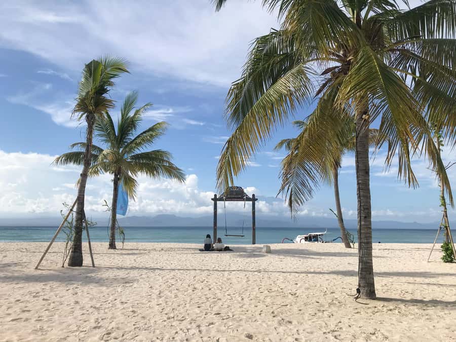 Nusa Lembongan Mangrove & Island Tour - Dream Beach and time at Dream Beach Hut