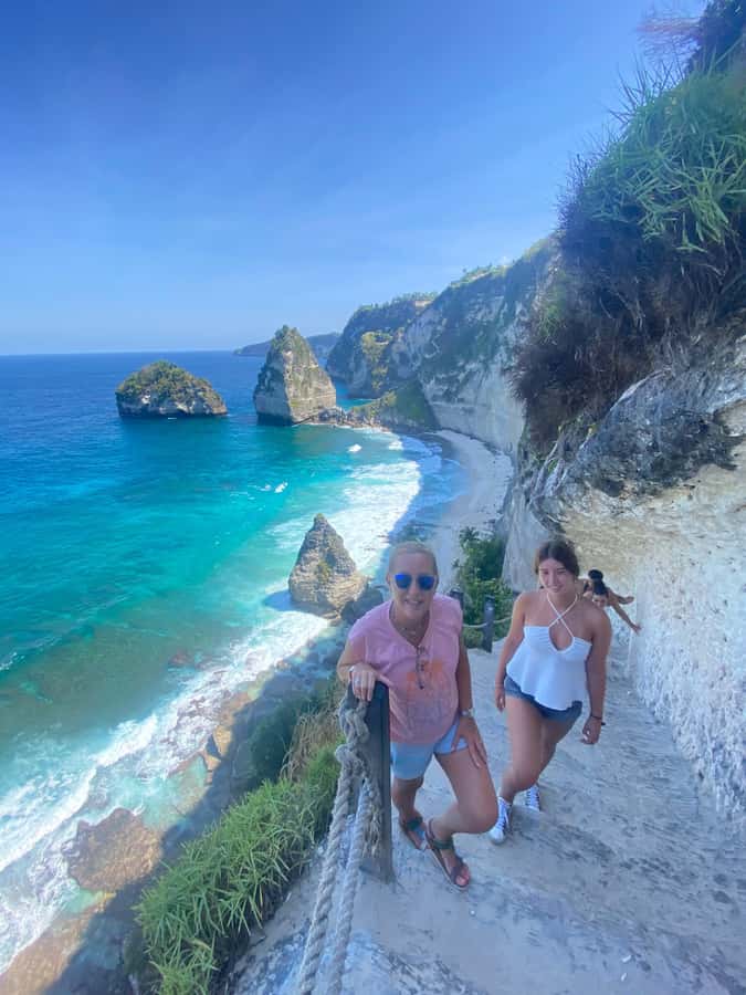 Nusa Penida: Private East Iconic Highlights Tour - Atuh Beach for a quieter hour