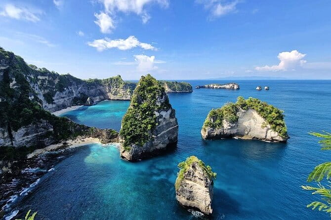 One Day Nusa Penida Island East - Molenteng Tree House and the Photo Stops