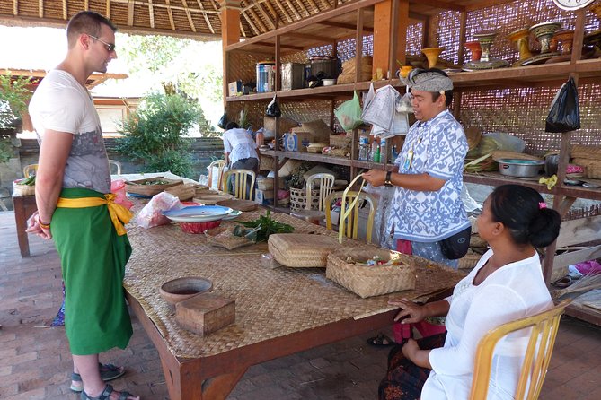 Private Bali Countryside Tour guided by AGUS - Monkey Forest and the limits of a close view