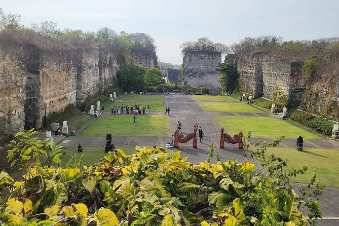 Private Half Day Nusa Dua Village All-Inclusive Tour - Garuda Wisnu Kencana: Bali’s giant cultural centerpiece