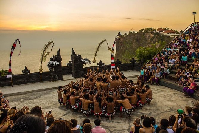Private Inclusive Tours: 2 Days highlight of Bali - Day one begins at Batuan Temple