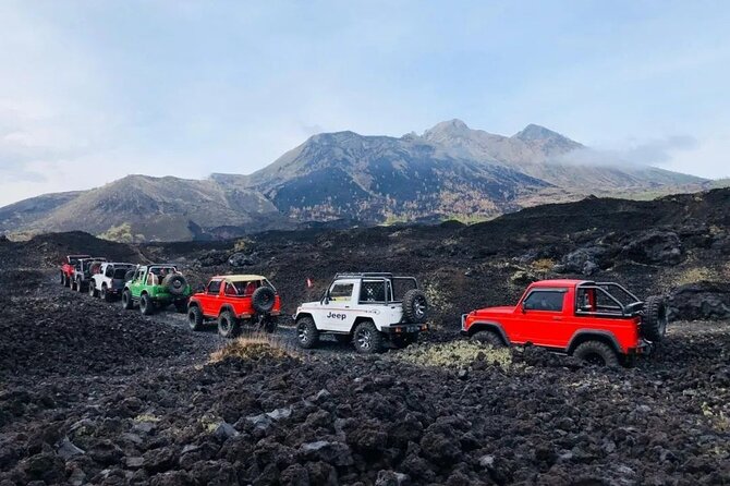 Private Mount Batur Jeep Sunrise all inclusive - Riding the custom-built Mount Batur jeep