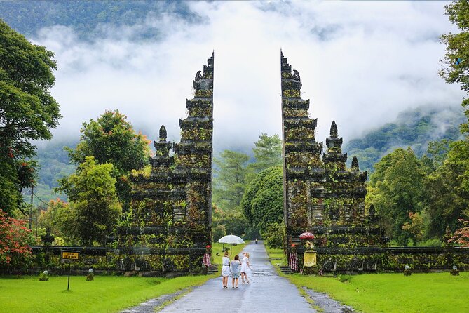 Private Tour: Bali UNESCO World Heritage Sites - Handara Gate: a short photo stop with weather risk