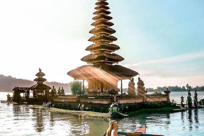 Private Tour: Jatiluwih Rice Terrace,Ulun danu and Banyu Mala Waterfall Tour - Lake Bratan and Ulun Danu make the classic Bali picture