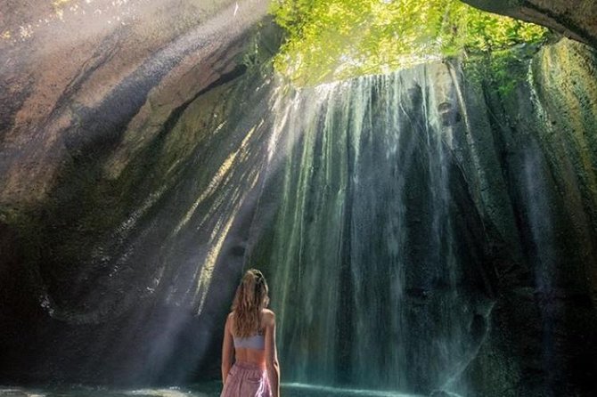 Private Tour Lempuyang, Tirta gangga, tukad Cepung Waterfall - Timing, weather, and the real cost of the day