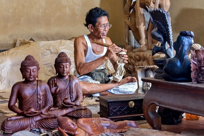 Private Tour of Ubud Art Village from Bali - Batubulan: following wax into batik