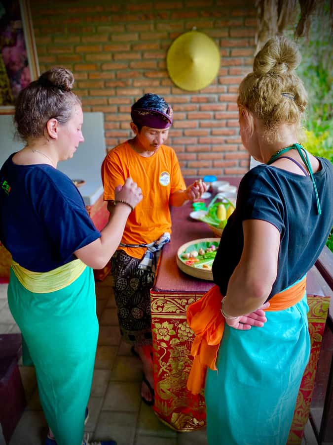 Quad ride, waterfalls & aunthentic cooking class in munduk - Who should book this experience
