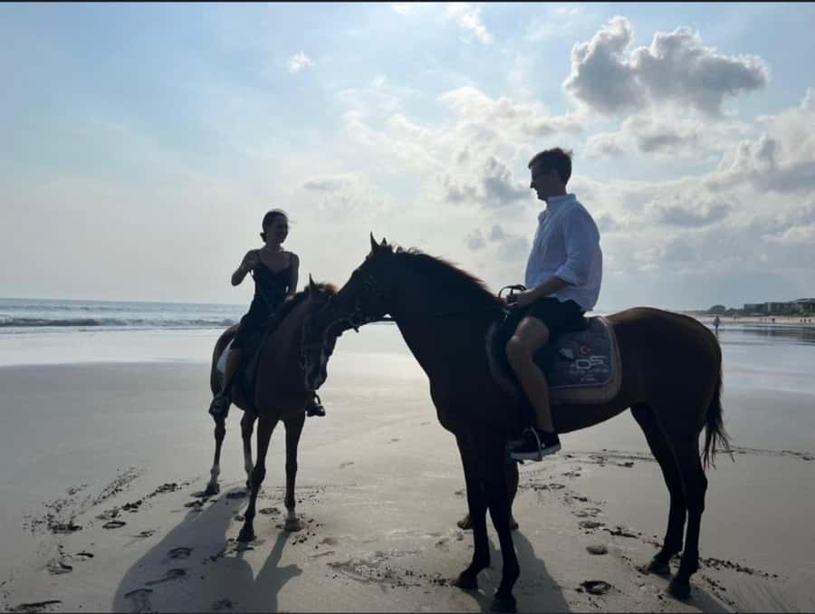 Seminyak: Bali Horse riding Adventure Seminyak Beach - Meeting the Horses and Assessing the Match