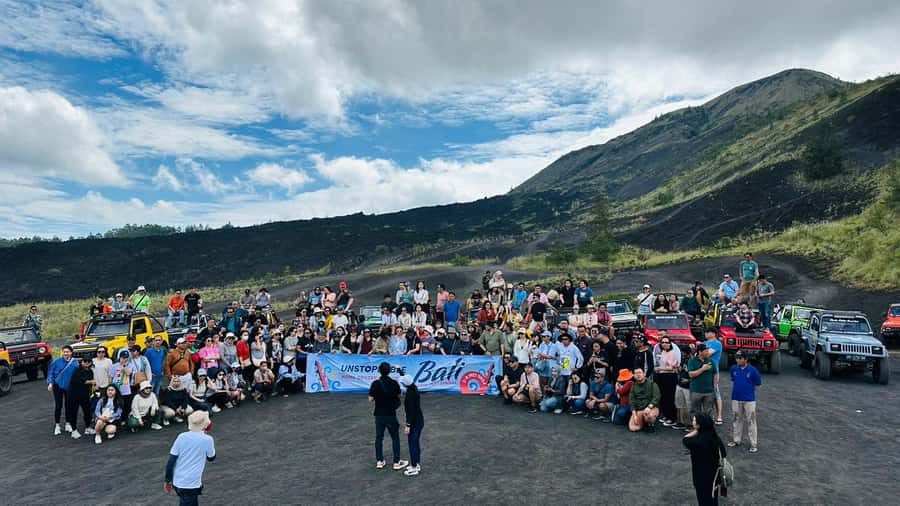 Sunrise Jeep Tour Mount Batur & Hot Spring (Private Tour) - Batur Natural Hot Spring beside the lake