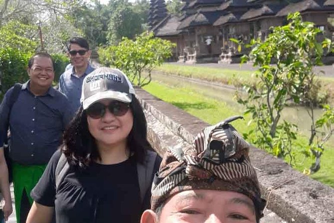 Tanah Lot Bali Temple Sunset Small Group Tour – Half Day - A little time for shopping