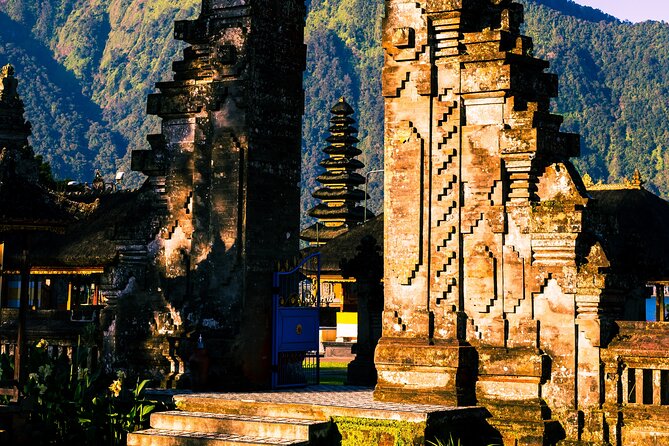 Tanah Lot - Jatiluwih (UNESCO) - Beratan lake -Hidden hill (Wanagiri)-FREE WI-FI - What the private vehicle adds
