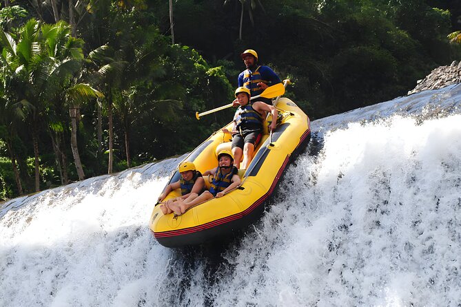 Telaga Waja White Water Rafting and Uluwatu Sunset Tour - Padang Padang Beach gives you one hour by the coast