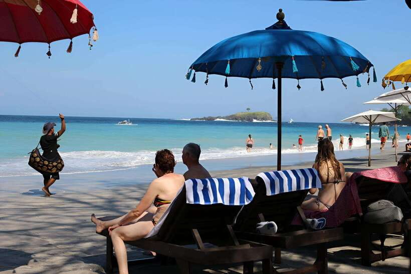 The Gate of Heaven Tour by VW Safari Classic Car - Why the VW Safari makes East Bali different