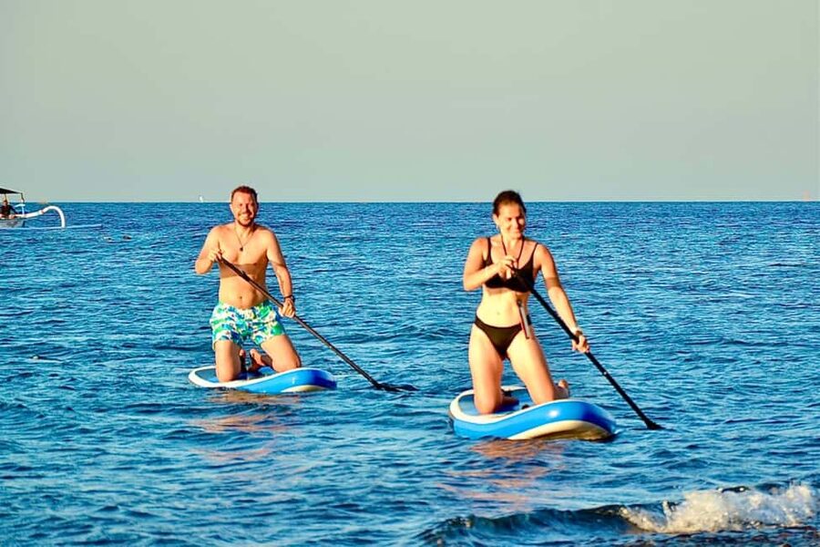Transparent kayak and stand up paddle rental - Choosing between a two-person kayak and a solo paddleboard