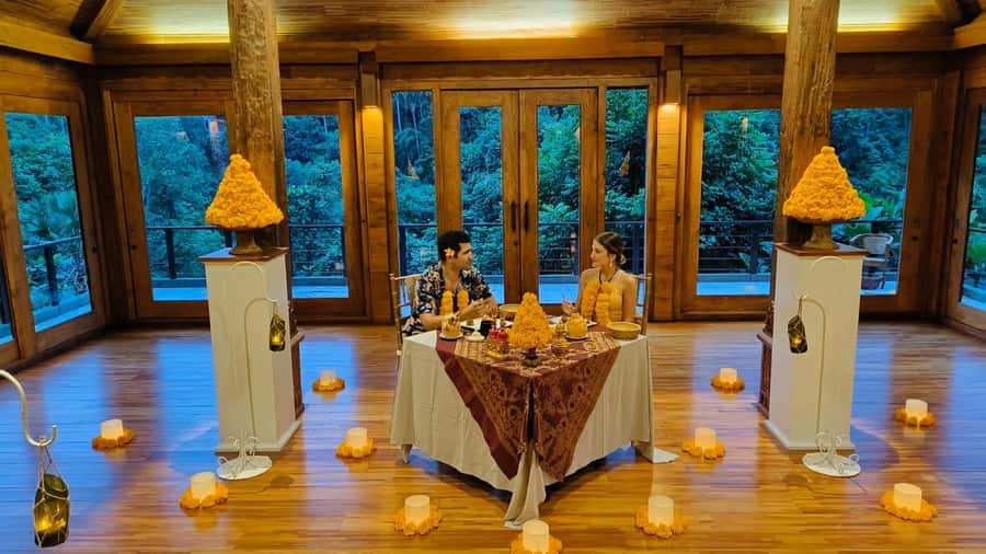 Ubud: Balinese Royal Dinner with Tropical Forest Views - Key points to know before booking
