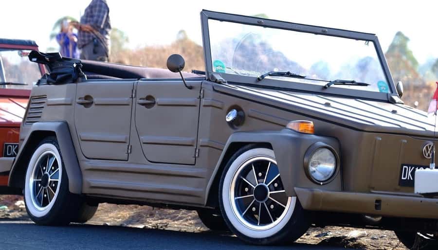 Ubud: Classic Vintage Volkswagen Custom Tour - Barong dance and Bali’s moral stories