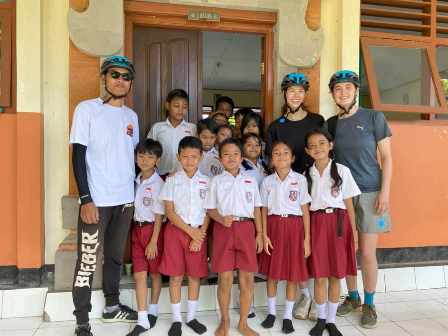 Ubud: Downhill Bike Tour Rice Fields, Volcano and Pool - What the $35 Price Really Covers
