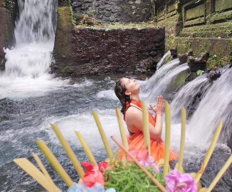 Ubud: Mangening Water Temple Tour with Spiritual Cleansing - What the $30 price really includes