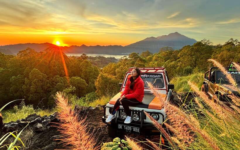 Ubud: Mount Batur Jeep Sunrise, Hot Spring in one day - The pre-dawn pickup from Bali hotels