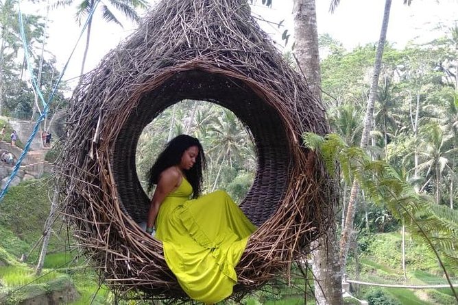 Ubud Natural Gems And Secret Waterfall Private Guided Tour - Mount Batur: a meal stop with a volcanic setting