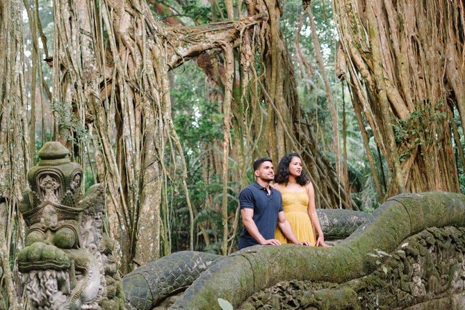 Ubud Sacred Monkey Forest & Art Village Tour - Ubud Art Market beside the royal palace