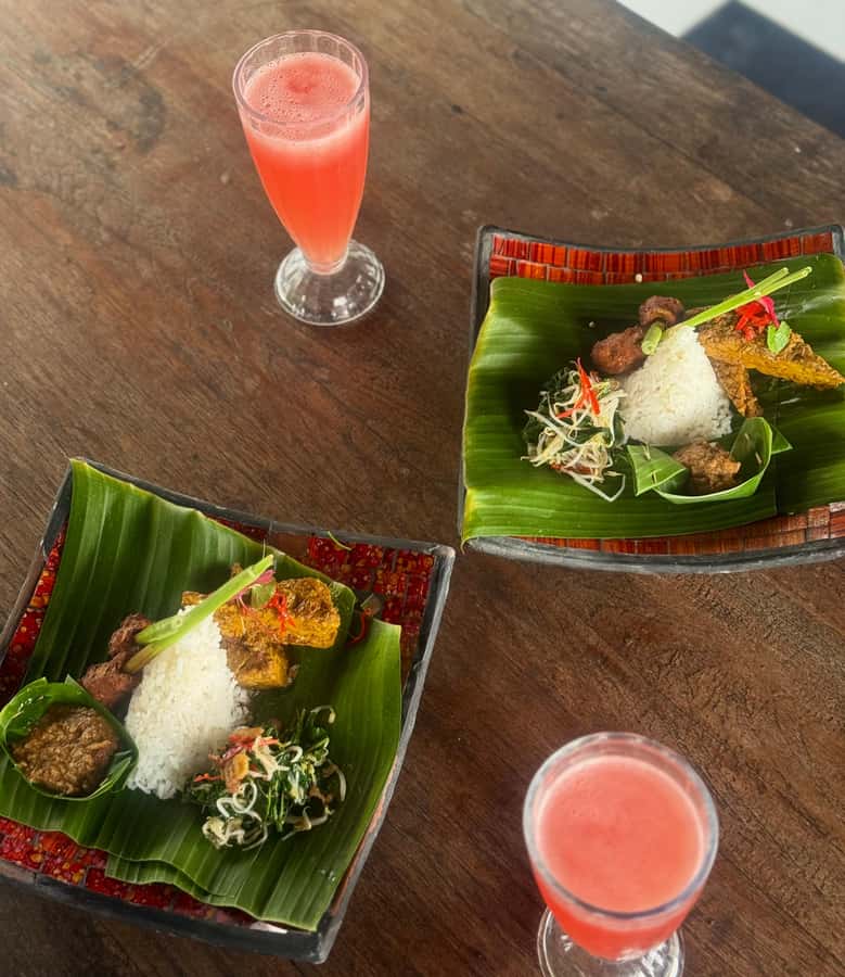 Ubud: Taro Village Firefly Excursion with a Vegetarian Meal - What to wear and carry