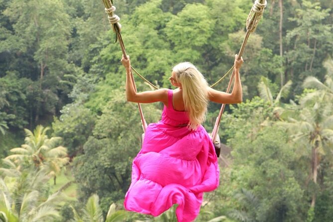 Ubud Tour: Monkey forest, rice terraces, temple, waterfall - Monkeys and temple paths at the Sacred Monkey Forest