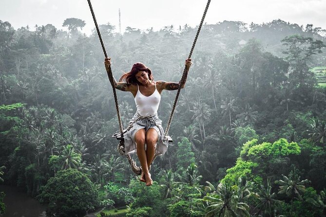 Ubud waterfall, rice terraces, and swing explore - Tegenungan Waterfall brings the cool start