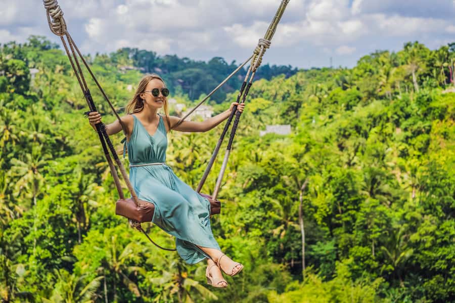 Ubud: Waterfall, Rice Terraces & Monkey Forest Tour - Ubud Palace and the center of town