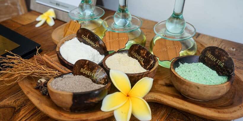 Ubud: Wellness Retreat with Massage, Yoga Class, and Lunch - Yoga with forest sounds around you