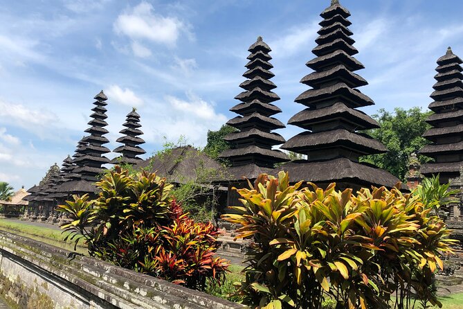 Ulun Danu Bratan Temple with Tanah Lot Sunset - Why the private vehicle matters in Bali