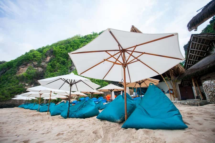 Uluwatu: Beach Club and Cliffside Private Bar Hopping Tour - Key points to know before booking