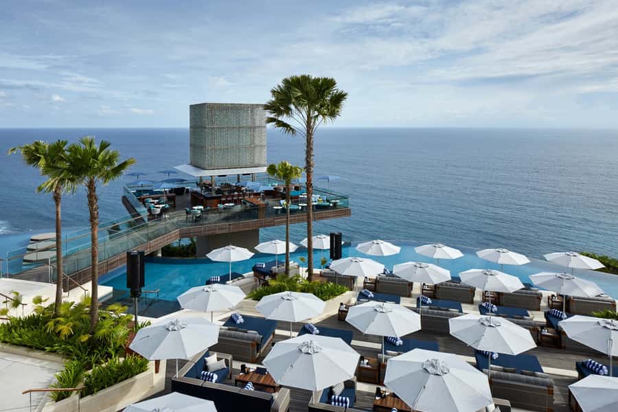 Uluwatu: Beach Club and Cliffside Private Bar Hopping Tour - Rock Bar at sunset, the tour’s grand finale