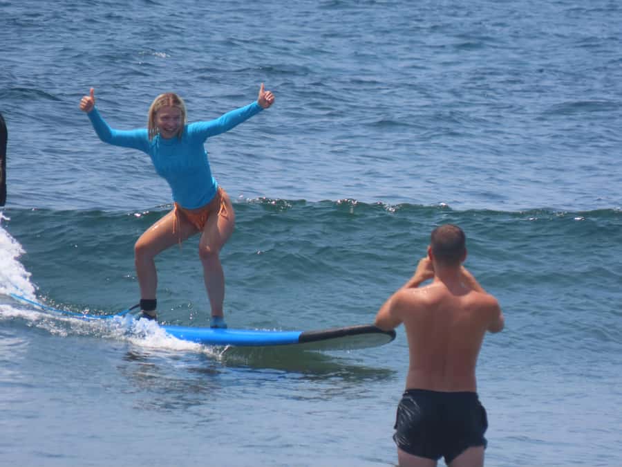 Uluwatu: Beginner & Intermediate Surf Lesson with Equipment - Key points to know before booking
