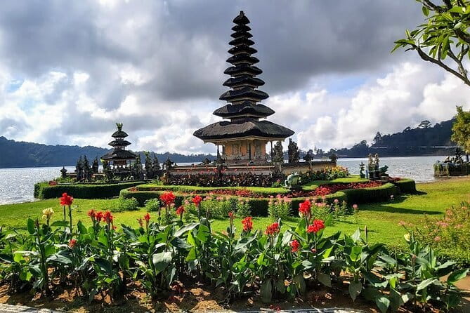 Uluwatu Kecak Tickets A Spectacular Show - What this experience does not include
