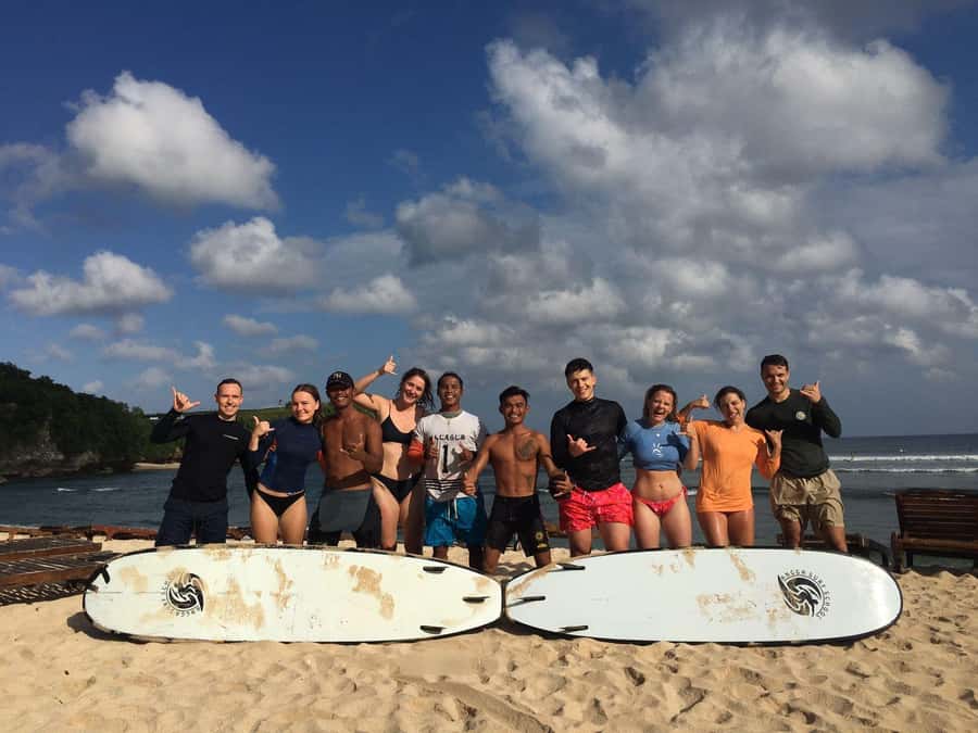Uluwatu: Private Surf Lesson with Surf Photos & Videos - Key points at a glance
