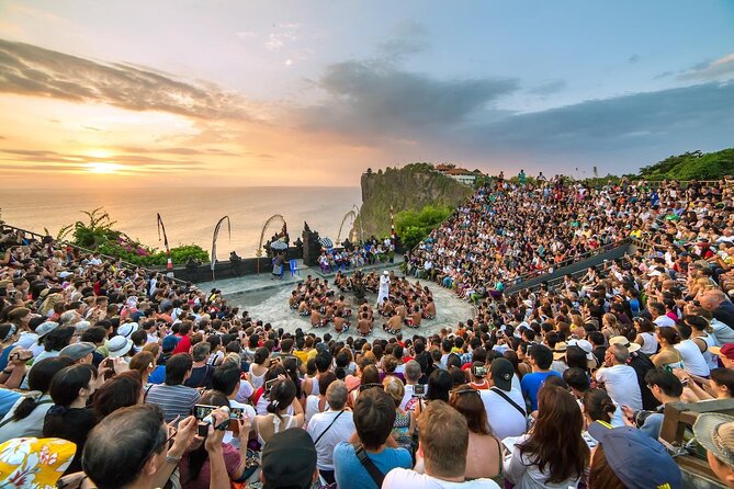Uluwatu Sunset, Kecak Dance and Jimbaran Seafood Dinner - A noon start that turns into Bali’s big south-coast day