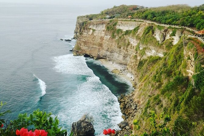 Uluwatu Sunset, Kecak Dance and Jimbaran Seafood Dinner - Suluban Beach: cliff steps and a more rugged shore