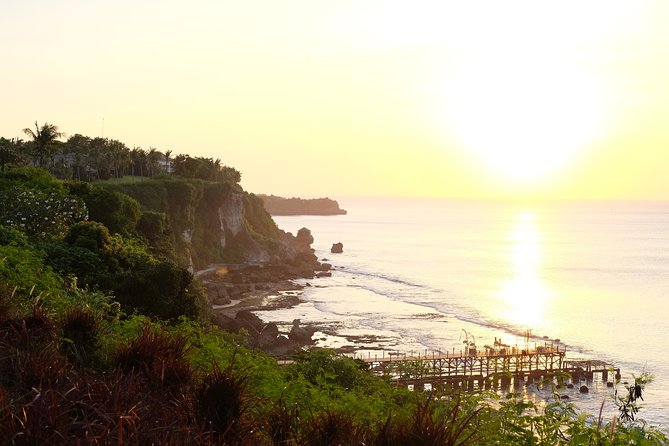 Uluwatu Sunset, Kecak Dance and Jimbaran Seafood Dinner - The Kecak and Fire Dance: the cultural centerpiece