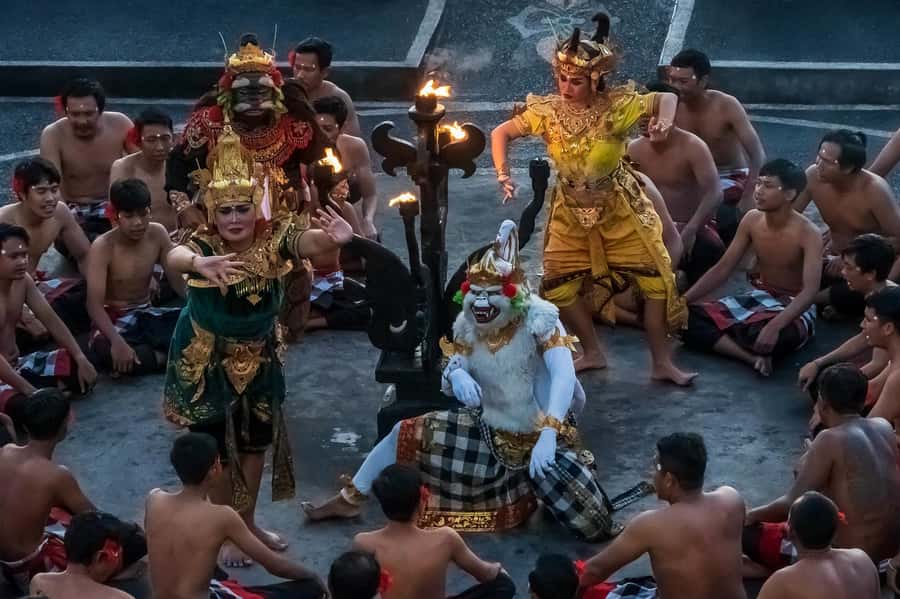 Uluwatu Sunset Temple - Kecak Dance Show & Seafood Dinner - Jimbaran Beach: seafood with a separate bill