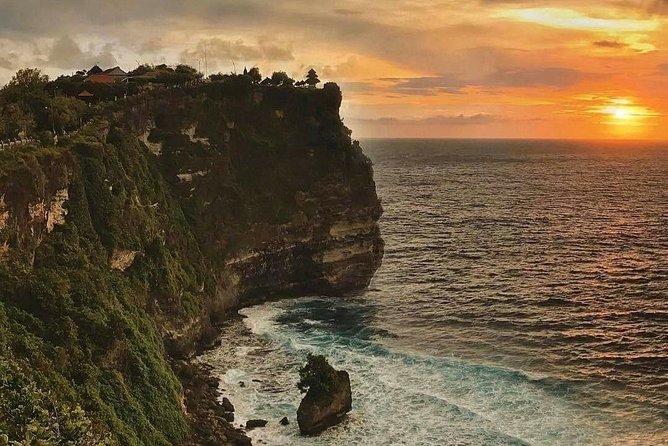 Uluwatu Temple Kecak Fire Dance Private Guided Tour - Should you book the Uluwatu Kecak tour?