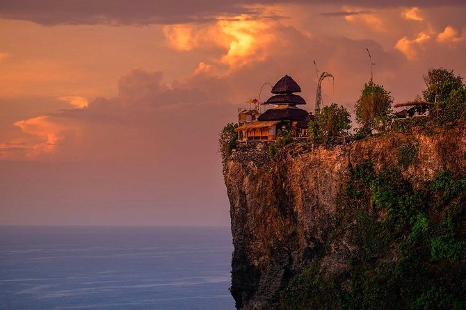 Uluwatu Temple & Kecak Fire Dance Show (Include All Tickets) - Monkeys, forest, and the practical side of the temple visit