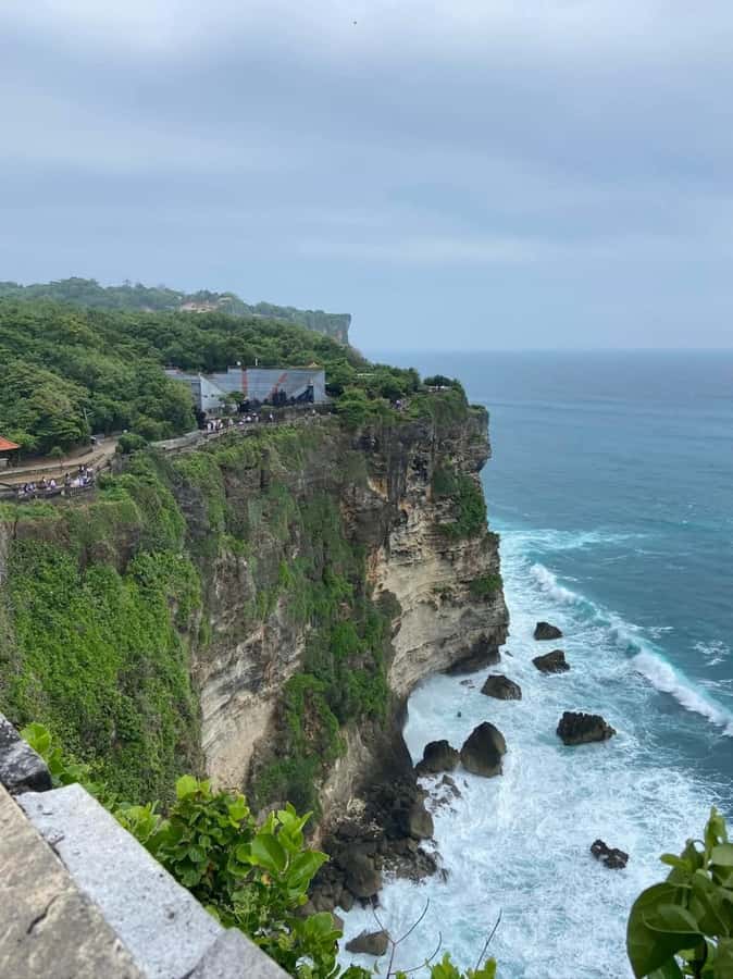 Uluwatu: Temple Sunset, Kecak Dance & Jimbaran Dinner - What the day feels like from start to finish